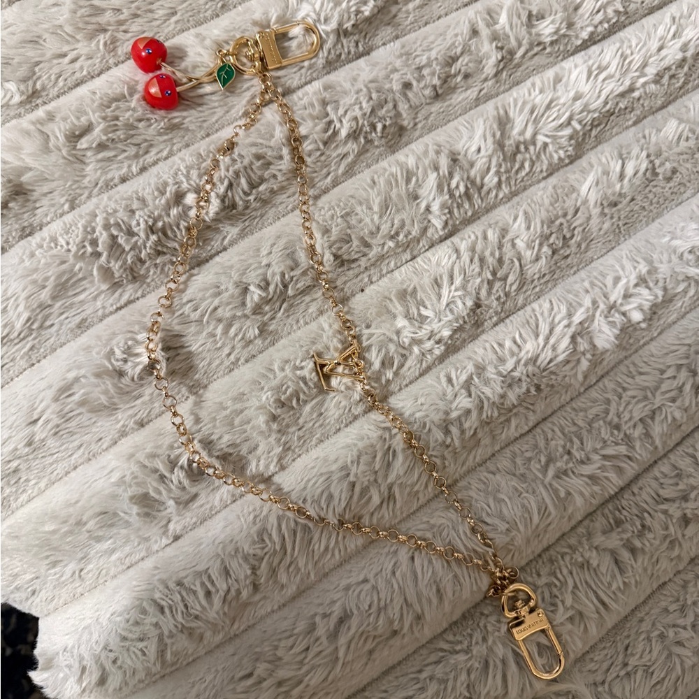 Louis Vuitton Murakami cherry Bag Chain & wallet chain